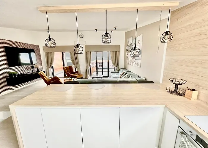 Penthouse Pag Sole 公寓 波弗加纳
